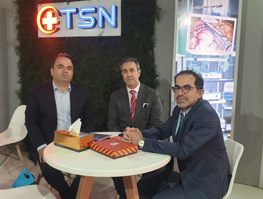 مدیران-طلوع-صدرنشینان-پارس-در-نمایشگاه-ایران-هلث